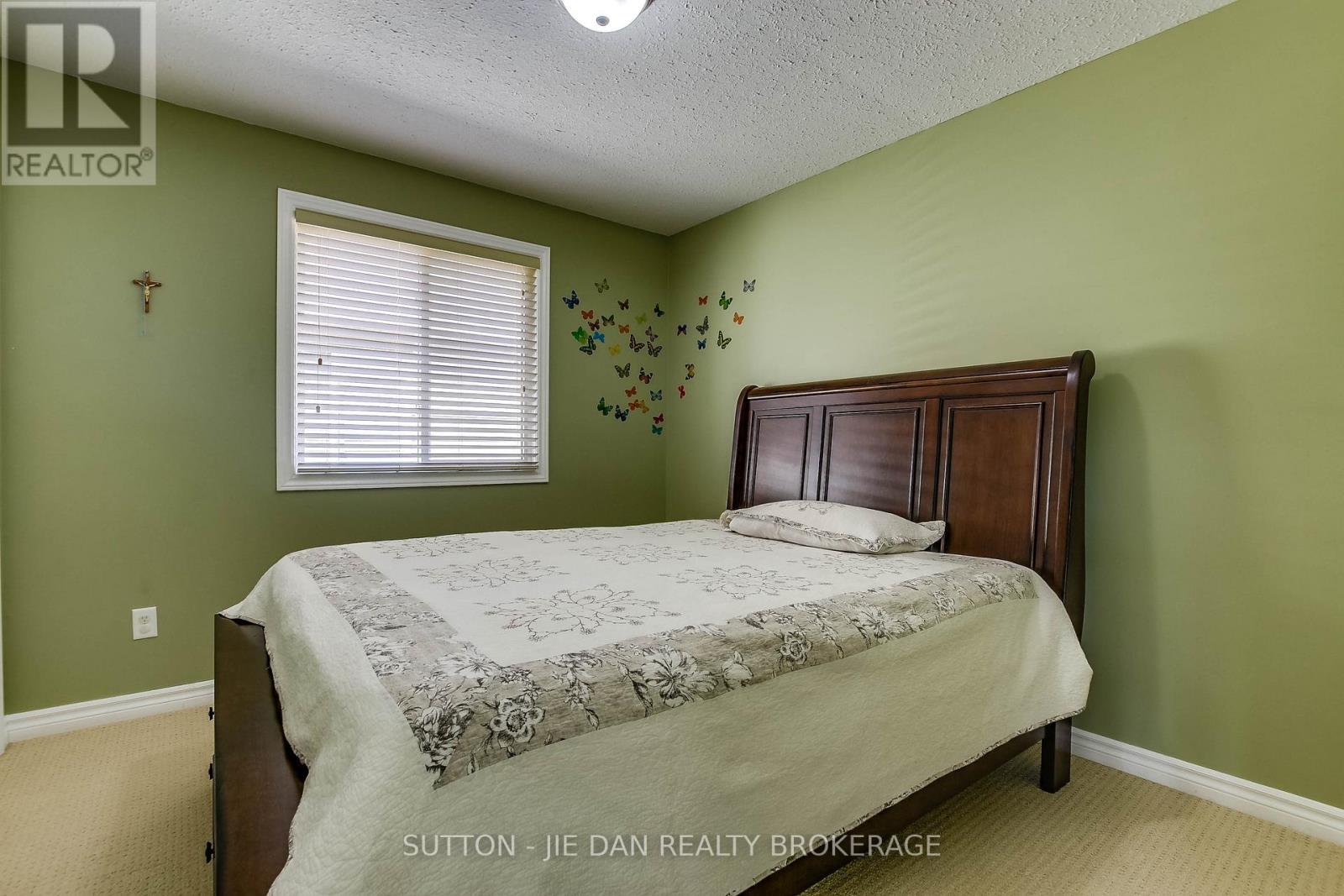 Photo 12 of 28 for 1817 Mickleborough Drive