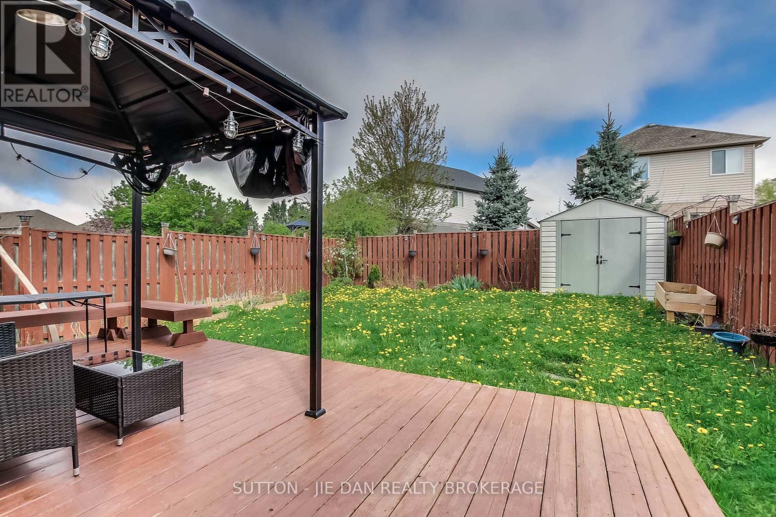 1817 Mickleborough Drive, London North, Ontario  N6G 5R4 - Photo 26 - X12133342