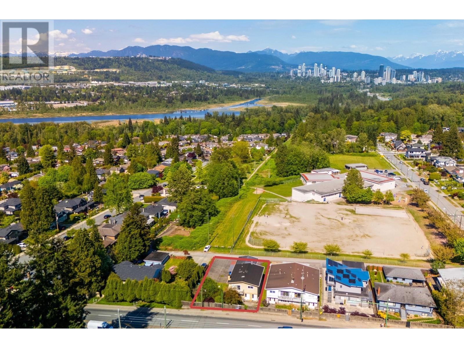 Property at 6630 CANADA WAY image 3