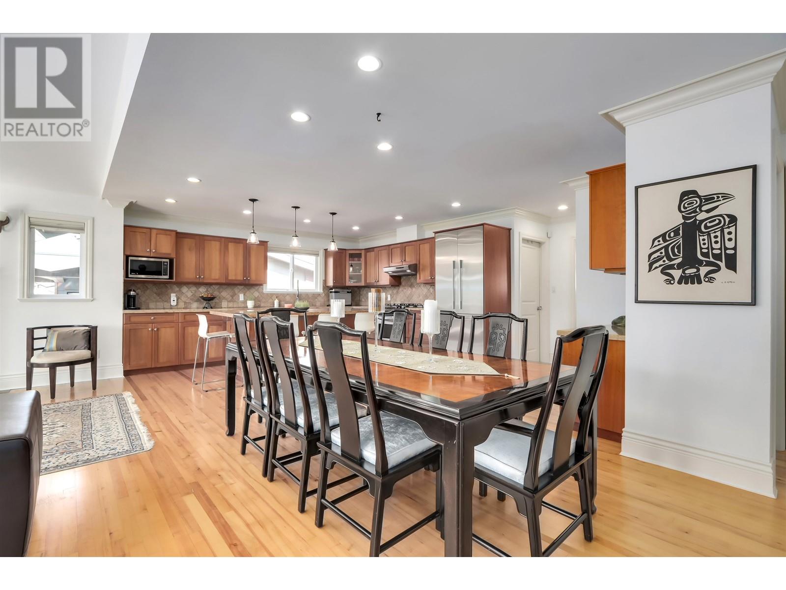 954 Tudor Avenue, North Vancouver, British Columbia  V7R 1X7 - Photo 12 - R3000171