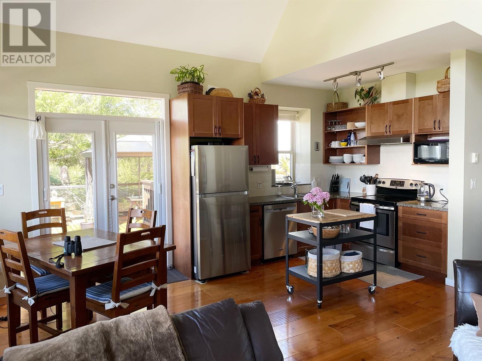 13564 Lee Road, Pender Harbour, British Columbia  V0N 1S1 - Photo 6 - R3000174