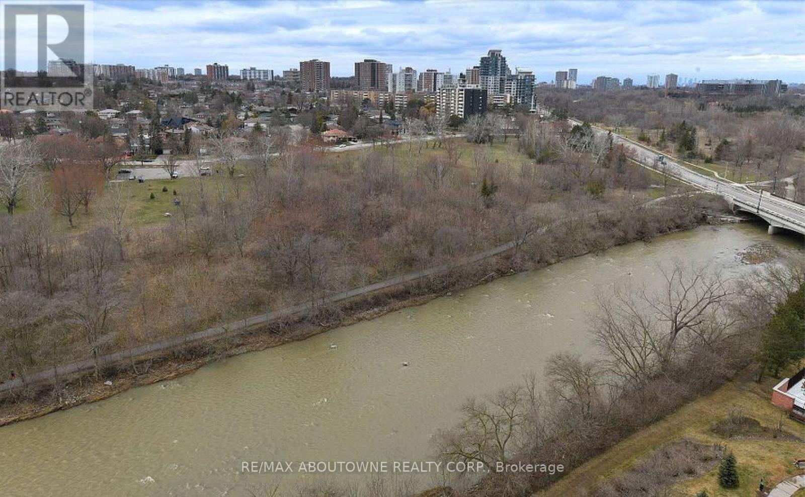 1006 - 260 Scarlett Road, Toronto (Rockcliffe-Smythe), Ontario  M6N 4X6 - Photo 26 - W12133088