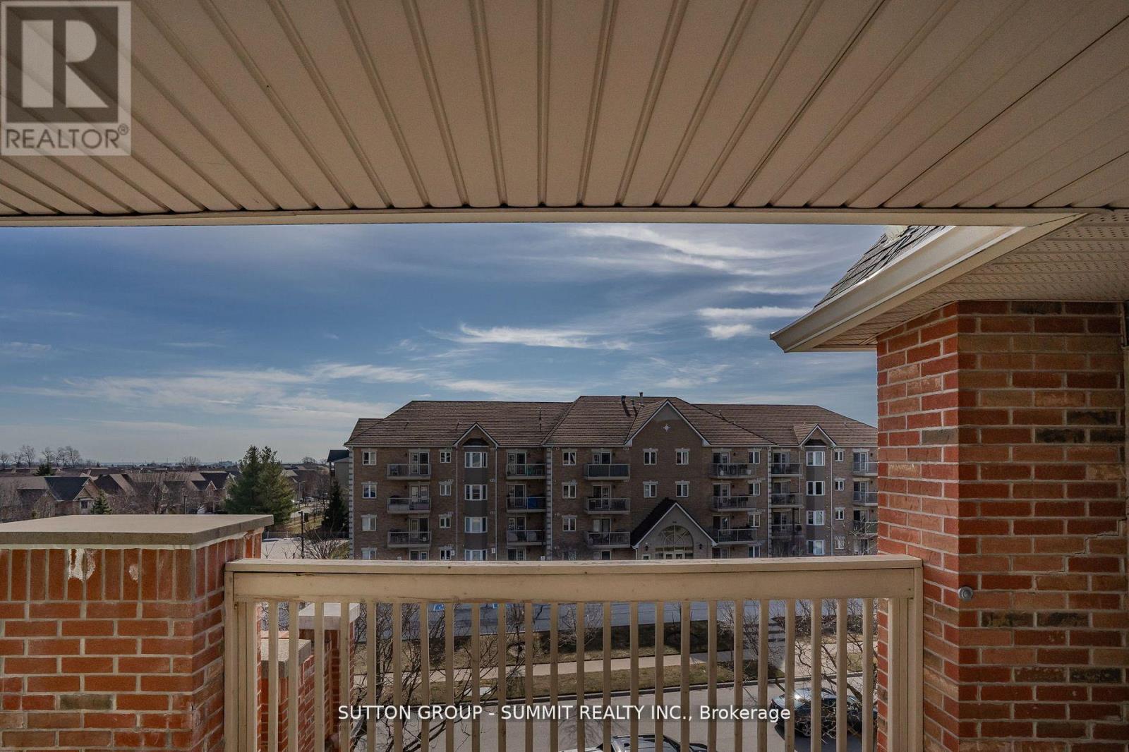 406 - 4015 Kilmer Drive, Burlington, Ontario  L7M 4M4 - Photo 10 - W12133140