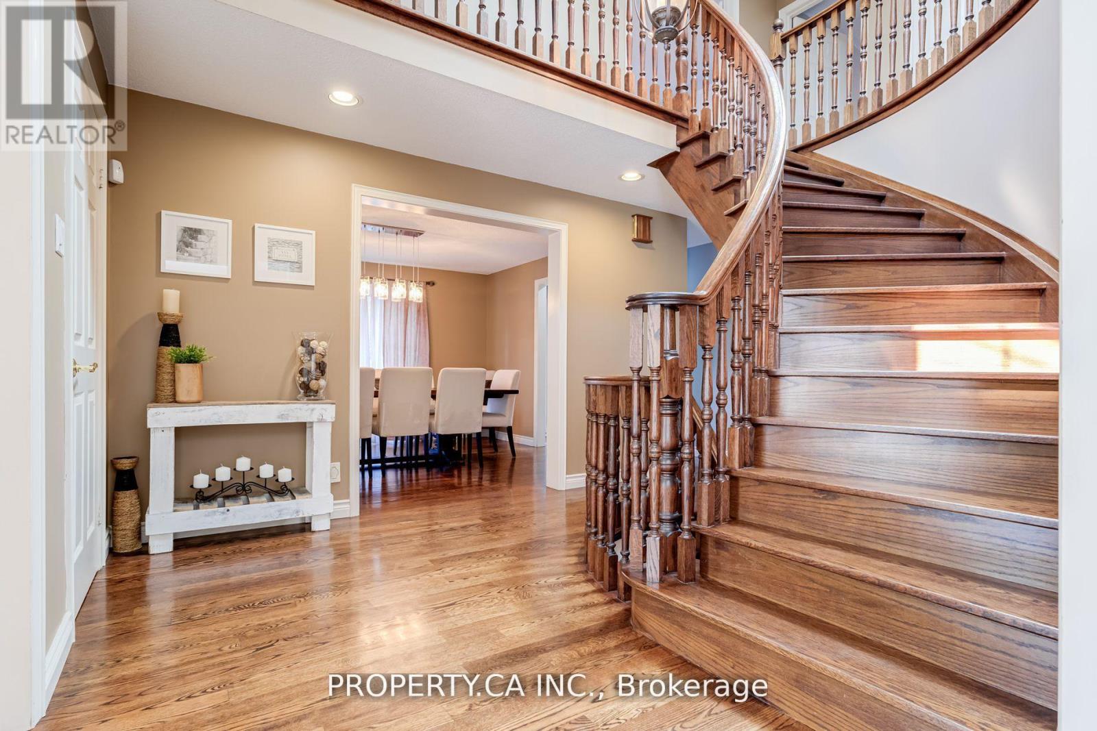 4265 Westminster Place W, Mississauga, Ontario  L4W 3V4 - Photo 8 - W12133165