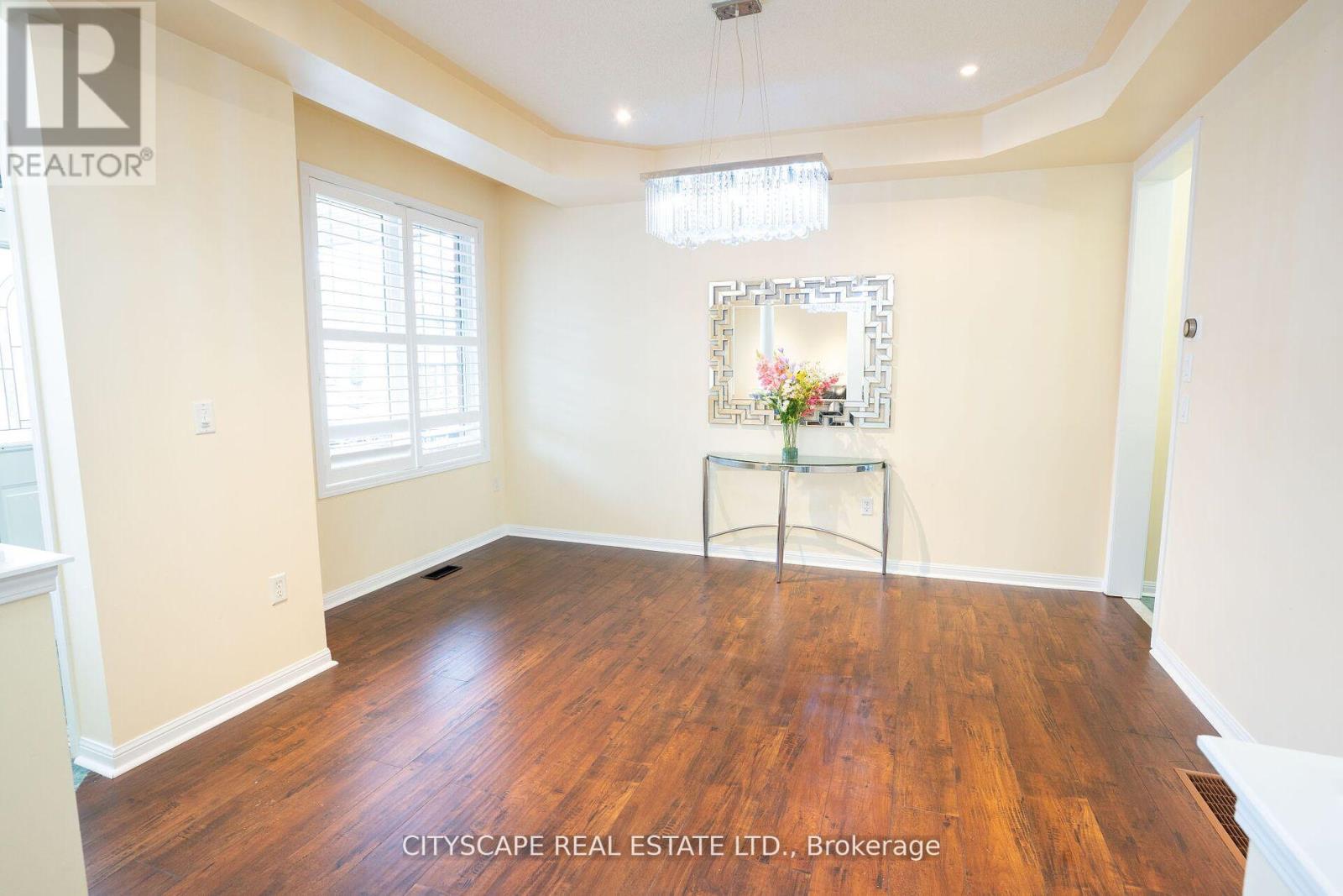 20 Binnery Drive, Brampton, Ontario  L6P 1A3 - Photo 7 - W12133237