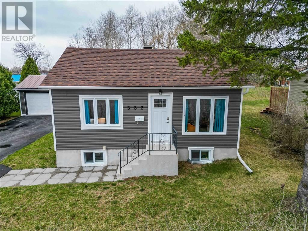Property at 333 Yollie image 2