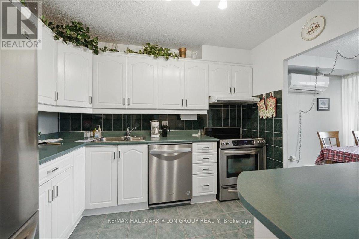 Property at 309 - 900 DYNES ROAD image 3