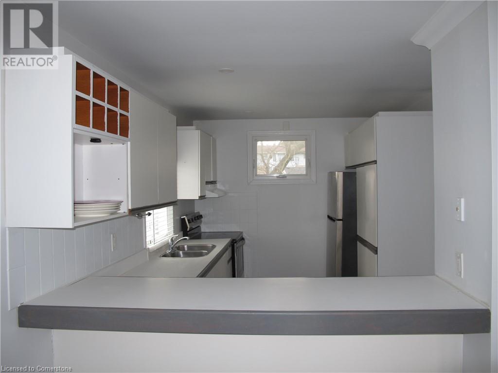4233 May Avenue, Niagara Falls, Ontario  L2E 3H9 - Photo 15 - 40717190