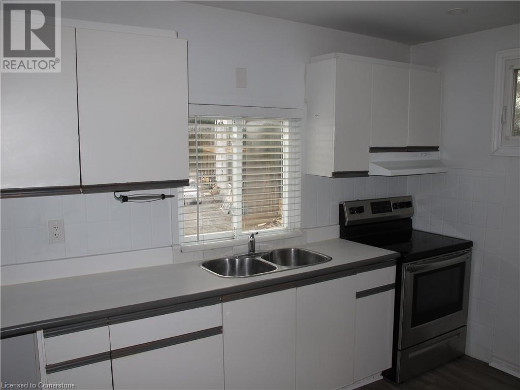 4233 May Avenue, Niagara Falls, Ontario  L2E 3H9 - Photo 16 - 40717190