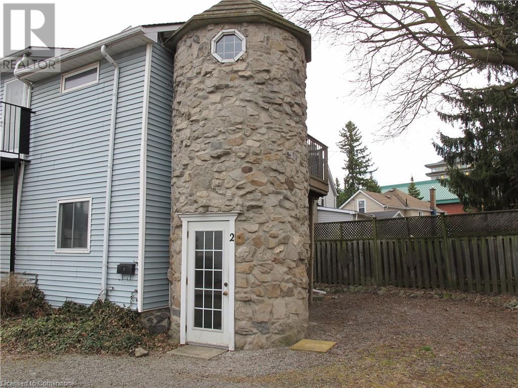 4233 May Avenue, Niagara Falls, Ontario  L2E 3H9 - Photo 5 - 40717190
