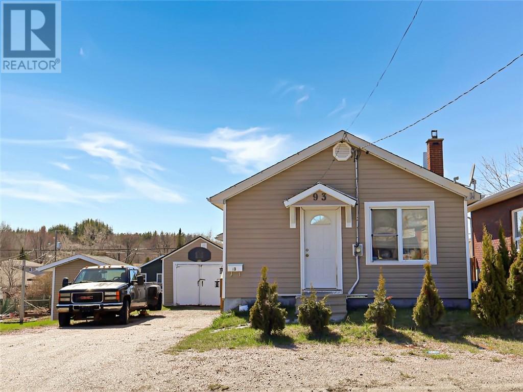 Property at 93 Logan Avenue image 2