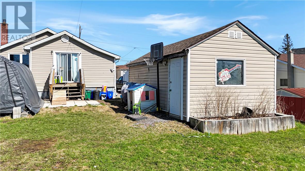 93 Logan Avenue, Sudbury, Ontario  P3C 3E3 - Photo 8 - 2122102