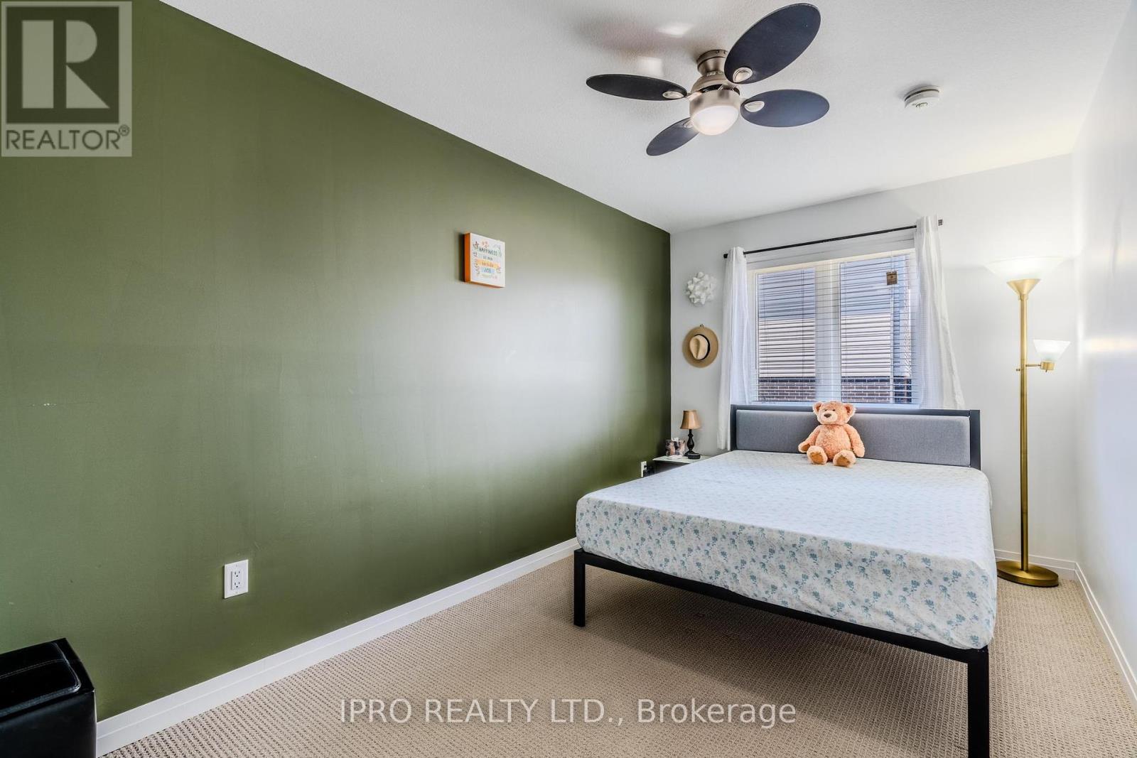 4002 Crown Street, Lincoln, Ontario  L0R 1B7 - Photo 14 - X12133038