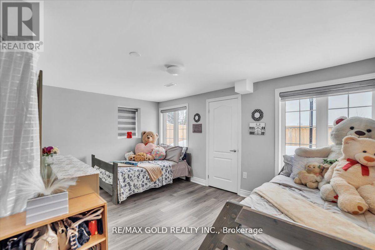 28 Meek Avenue, Mono, Ontario  L0W 2Z2 - Photo 32 - X12133074