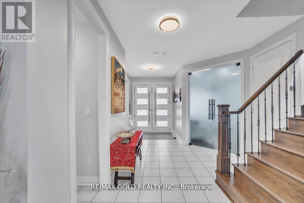 Property at 28 MEEK AVENUE image 4