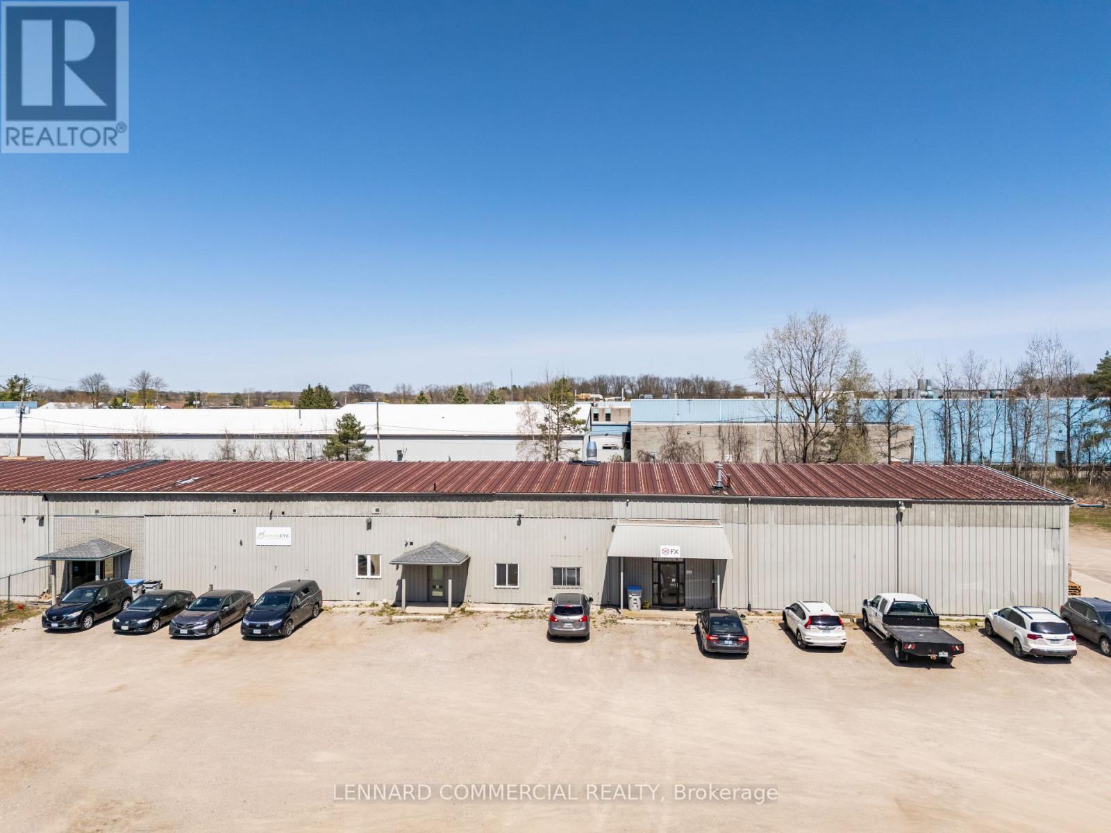 1 Firestone Road, Strathroy-Caradoc, Ontario  N7G 4L9 - Photo 4 - X12133154