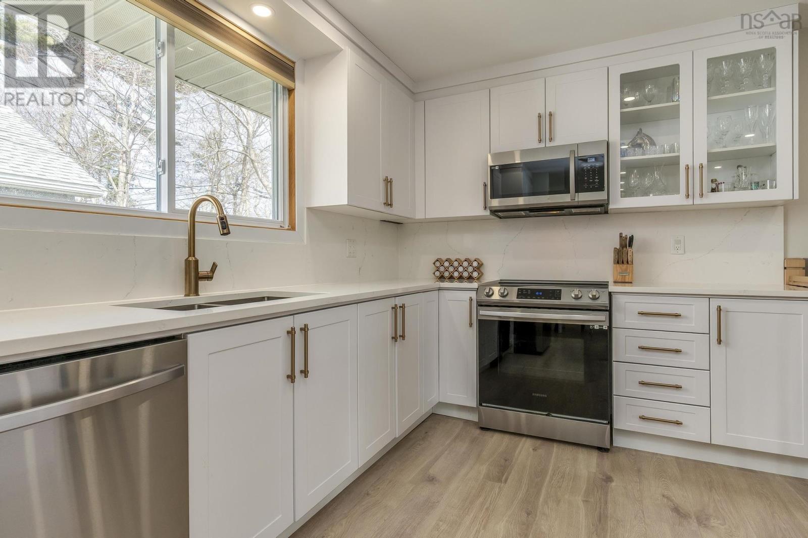 95 Bayview Road, Halifax, Nova Scotia  B3M 1N8 - Photo 30 - 202510141