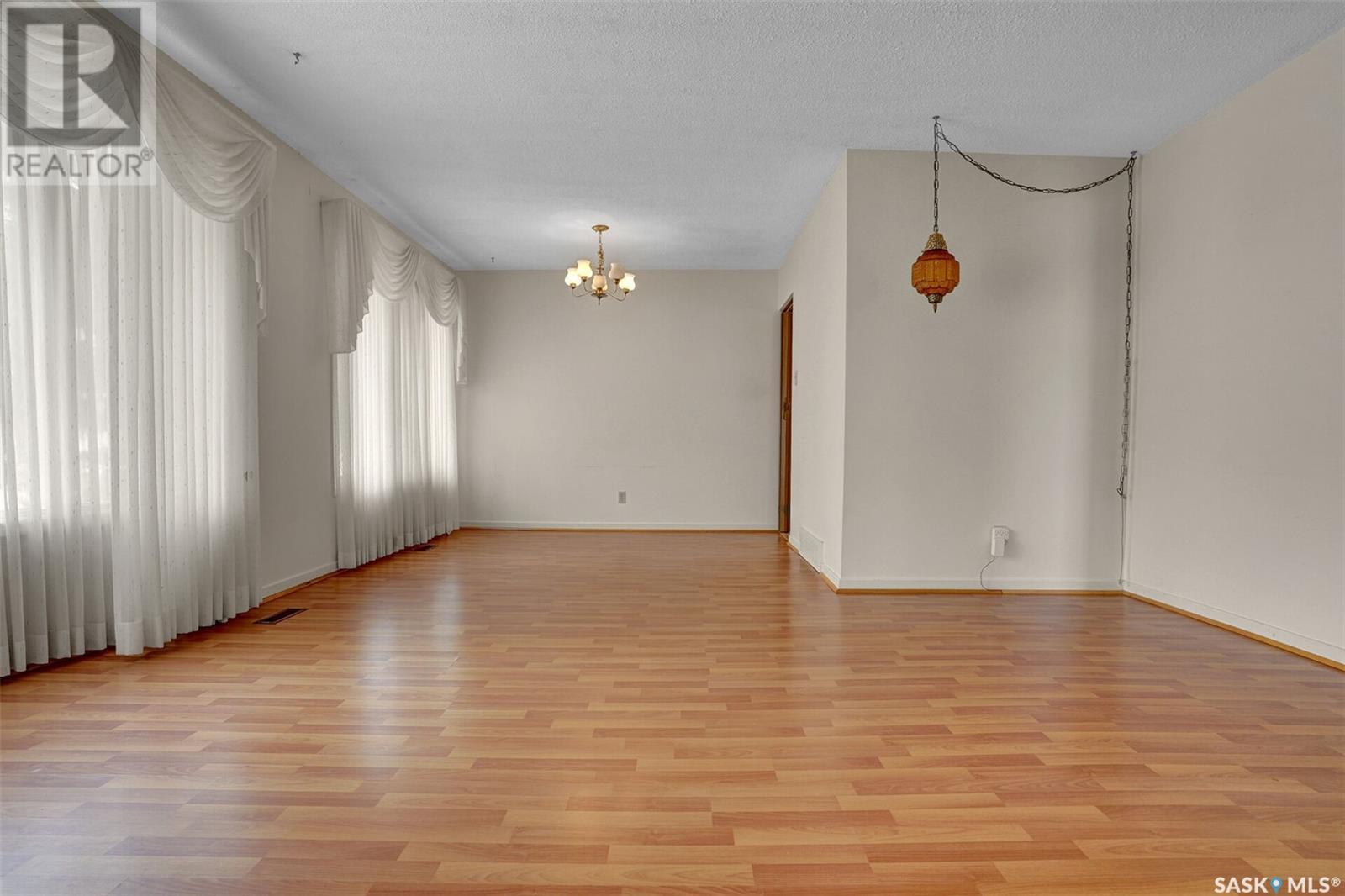 Property at 316 Habkirk DRIVE image 4