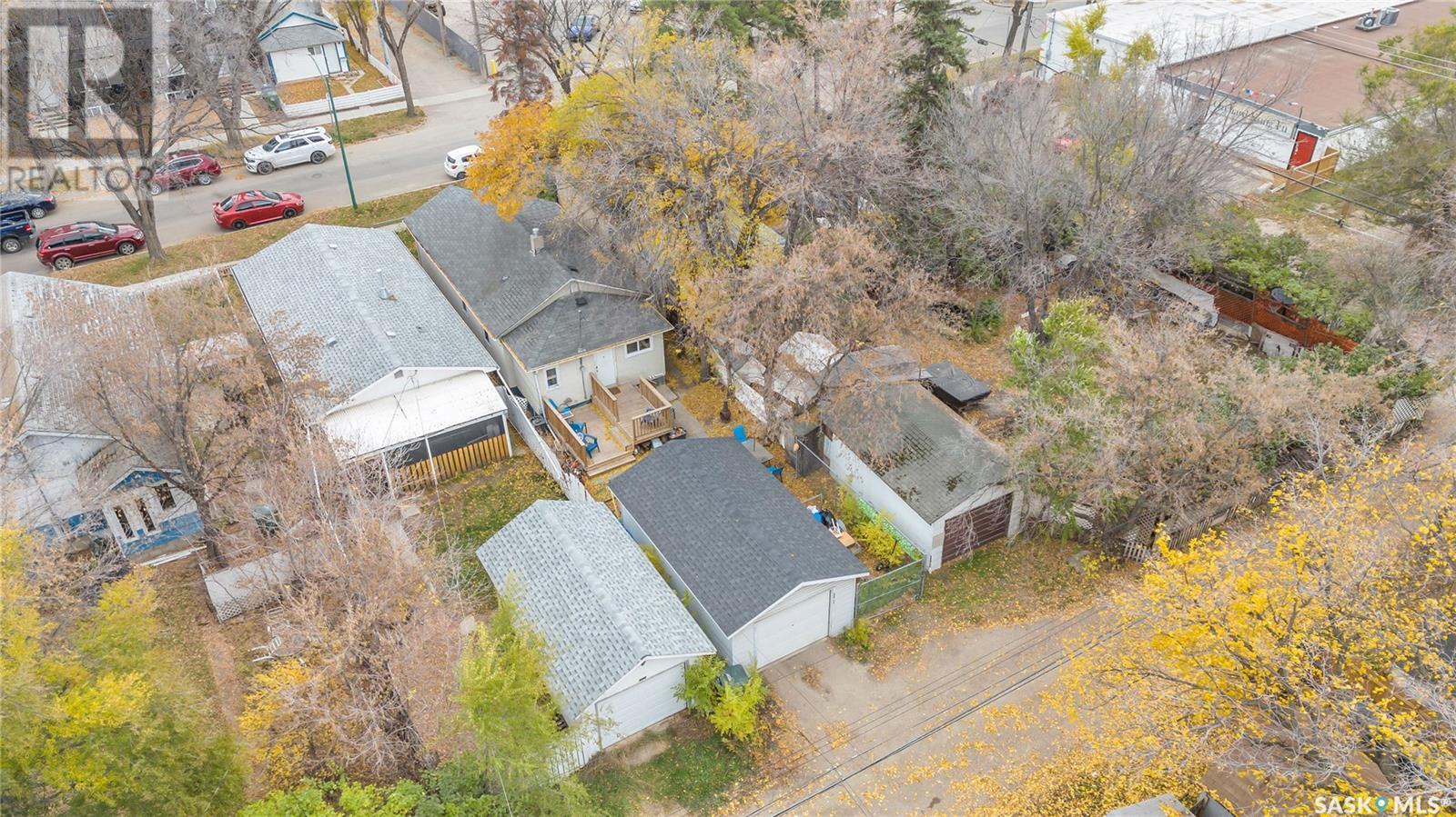Property at 1207 D AVENUE N image 2