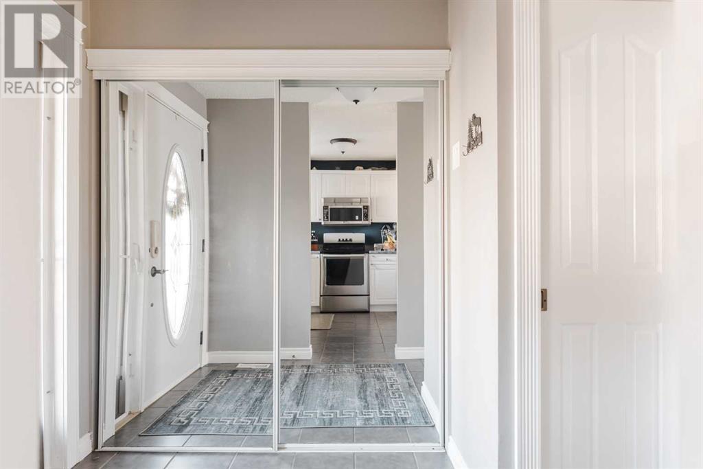Property at 111 Gardiner Place image 4