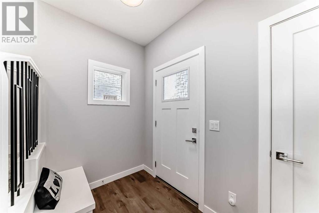 Property at 74 Carringsby Way NW image 3