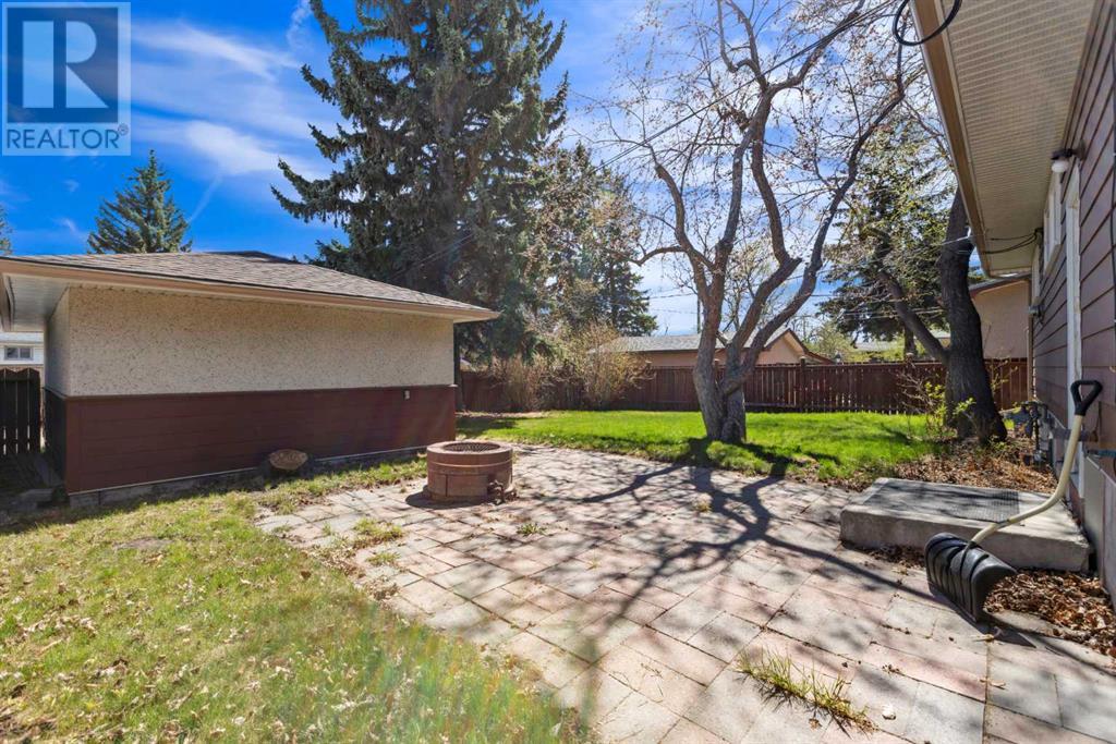 3924 Brantford Drive Nw, Calgary, Alberta  T2L 1H9 - Photo 25 - A2217407