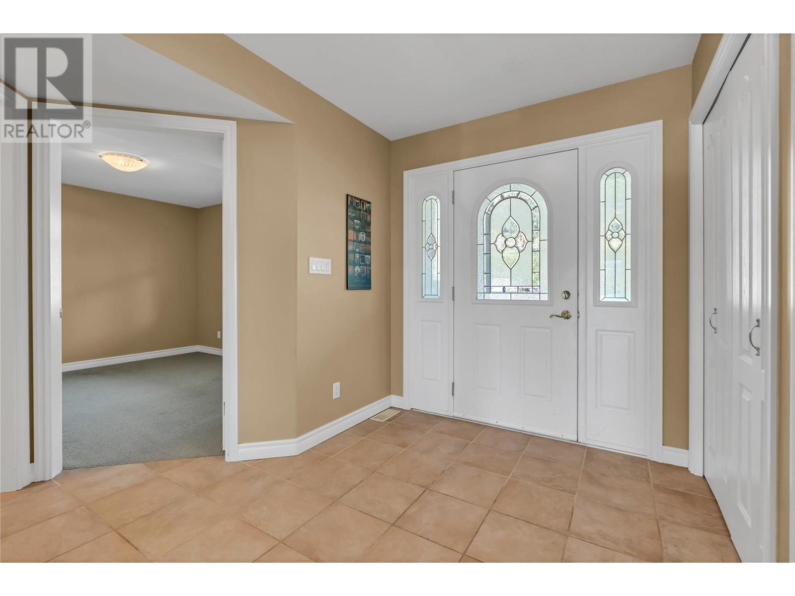 Property at 4343 Naramata Road N image 4