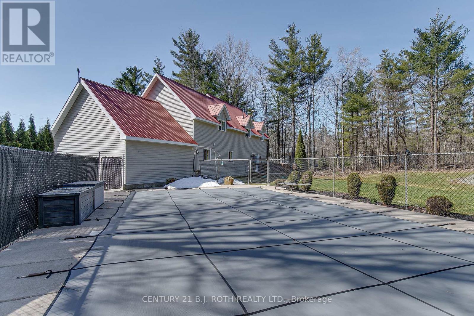 1572 Laughlin Falls Road, Severn, Ontario  L0K 1E0 - Photo 11 - S12099329