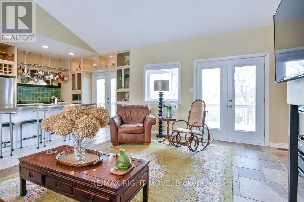 14 Sandlewood Trail, Ramara, Ontario  L0K 1B0 - Photo 7 - S12048007
