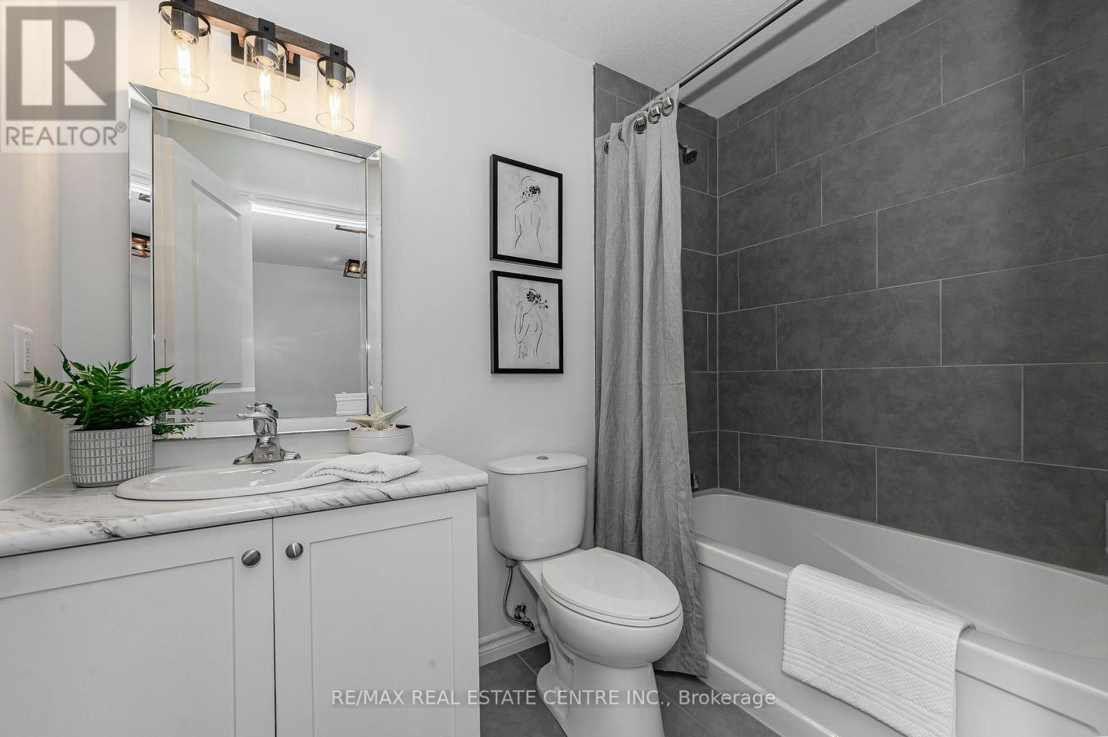 172 Links Crescent, Woodstock, Ontario  N4T 0L9 - Photo 36 - X12125572