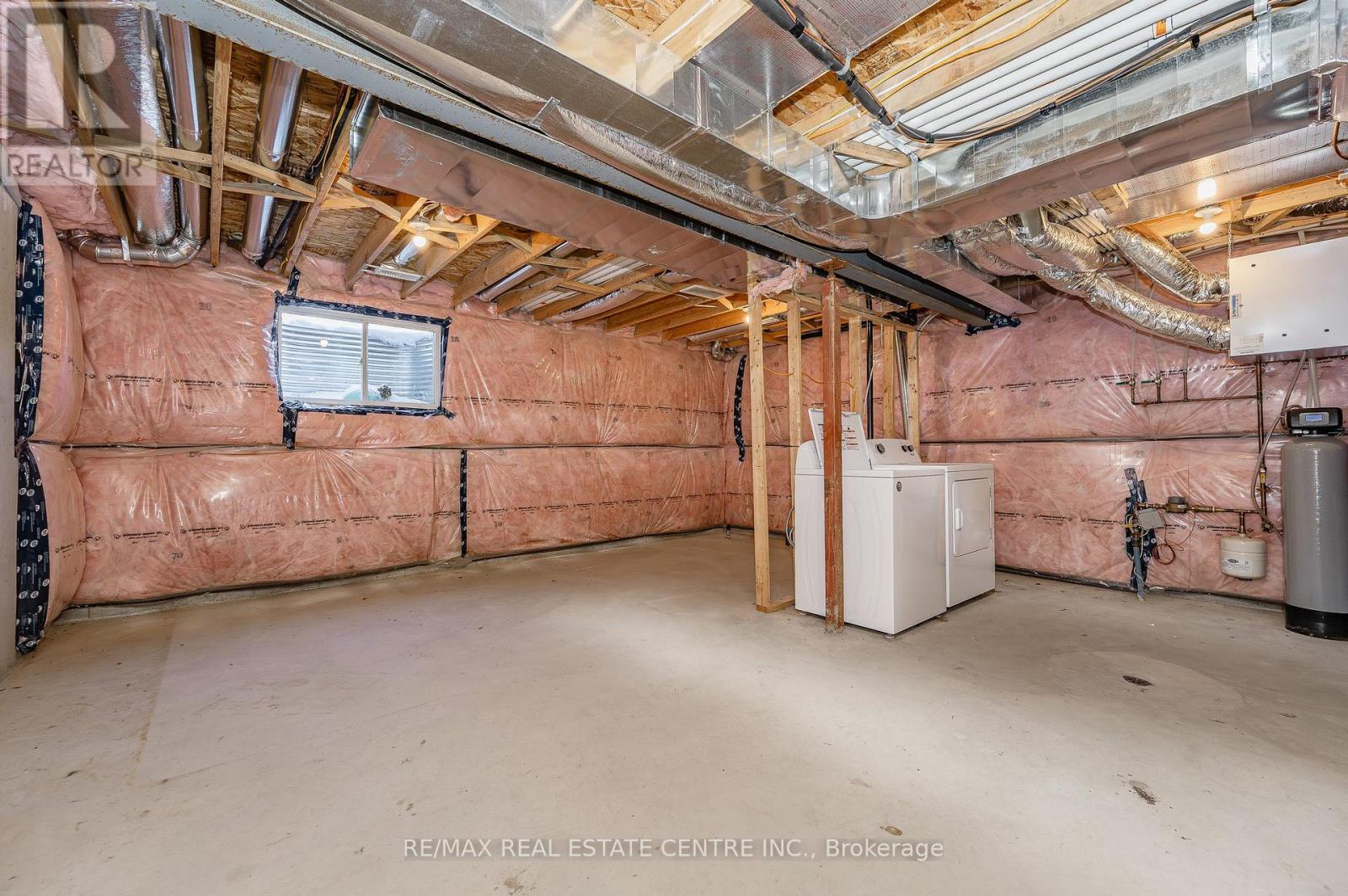 172 Links Crescent, Woodstock, Ontario  N4T 0L9 - Photo 39 - X12125572
