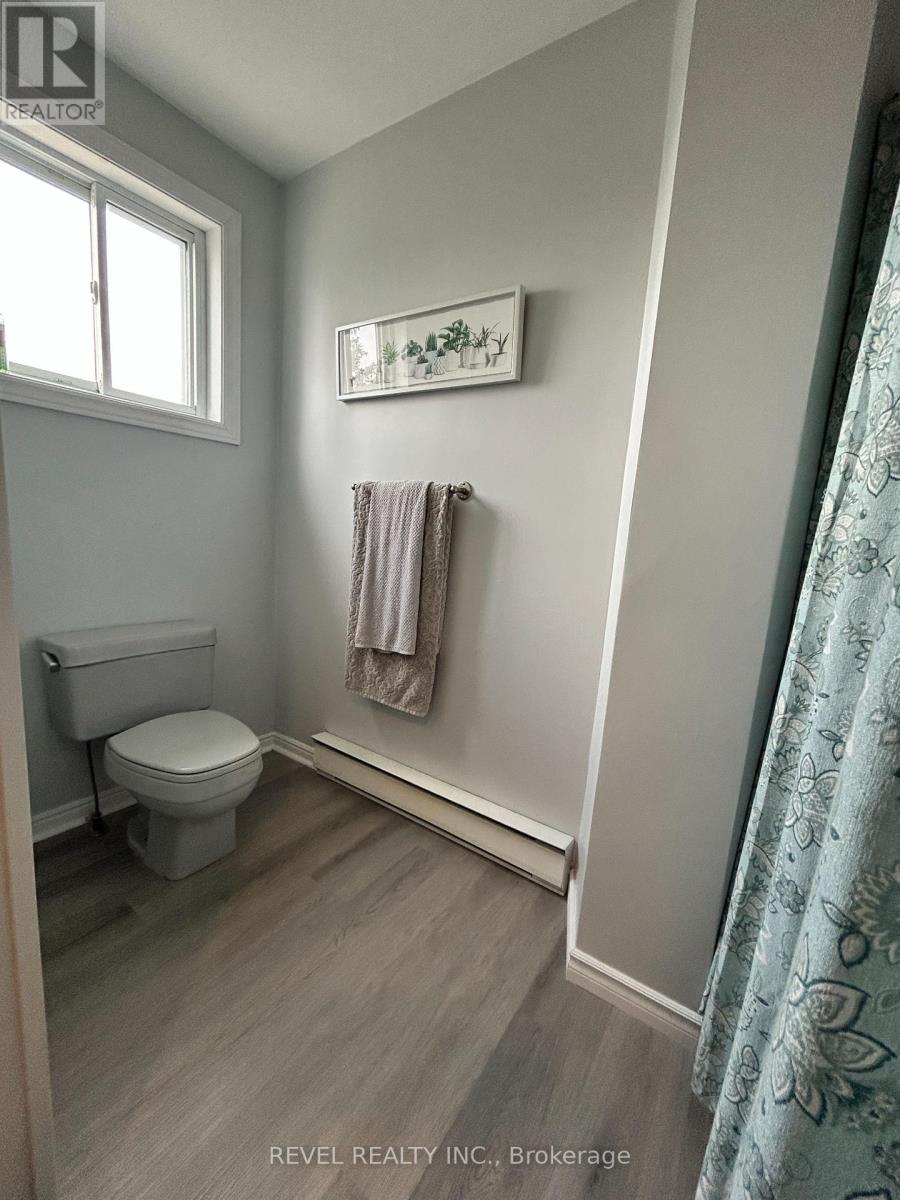 248 Kimberly Avenue, Timmins (Mtj - Main Area), Ontario  P4N 1L7 - Photo 13 - T12133590