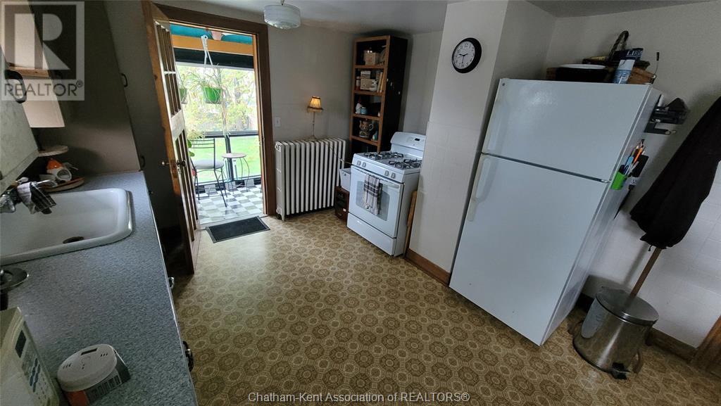 821/823 Elizabeth Street, Wallaceburg, Ontario  N8A 3A3 - Photo 7 - 25011028
