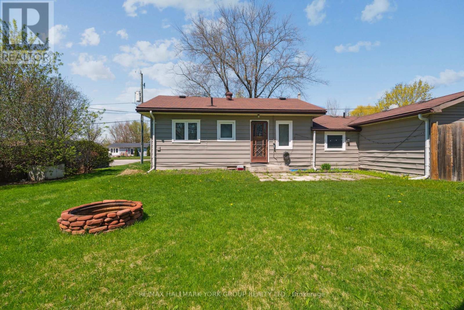 (Main) - 351 Winnifred Drive, Georgina, Ontario  L4P 3B6 - Photo 24 - N12129632