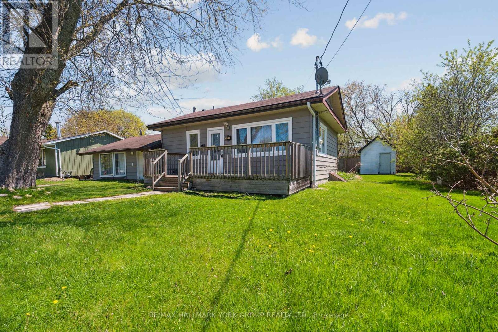 (Main) - 351 Winnifred Drive, Georgina, Ontario  L4P 3B6 - Photo 2 - N12129632