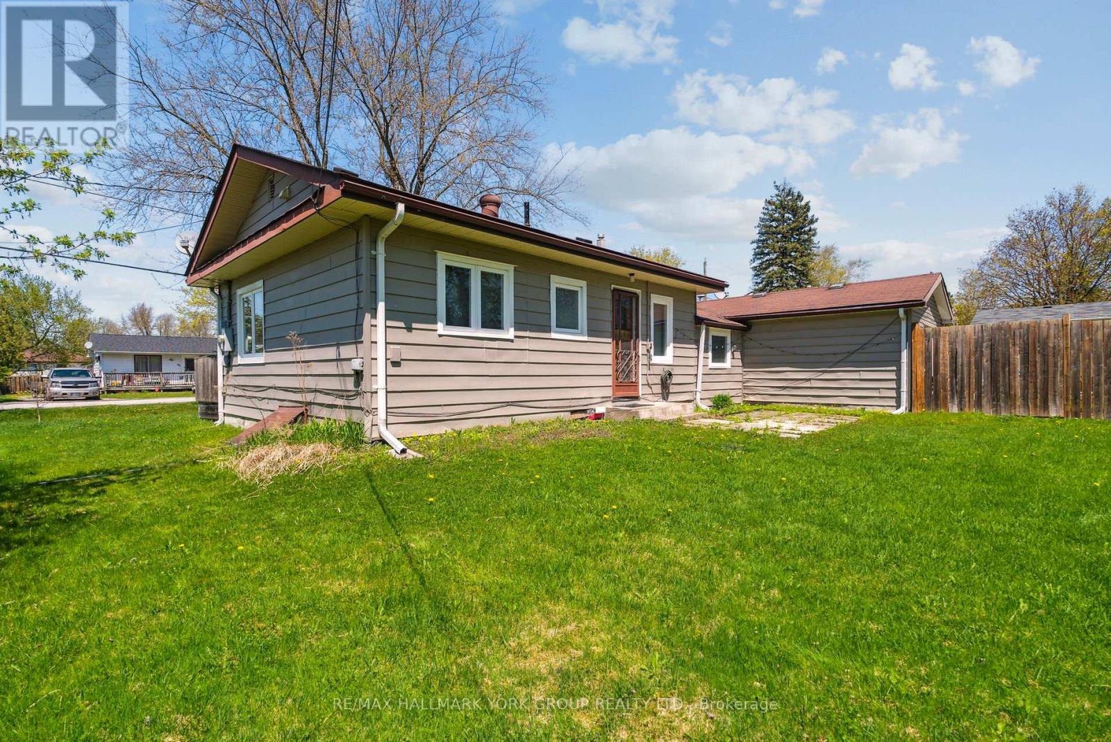 (Main) - 351 Winnifred Drive, Georgina, Ontario  L4P 3B6 - Photo 25 - N12129632