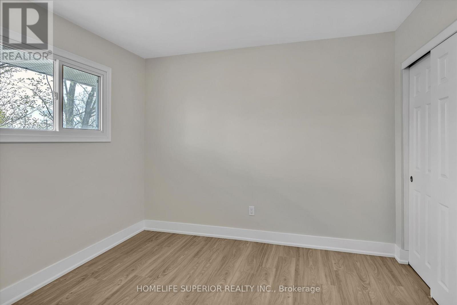 1243 Albertus Avenue, Peterborough Central, Ontario  K9J 6A3 - Photo 18 - X12133434