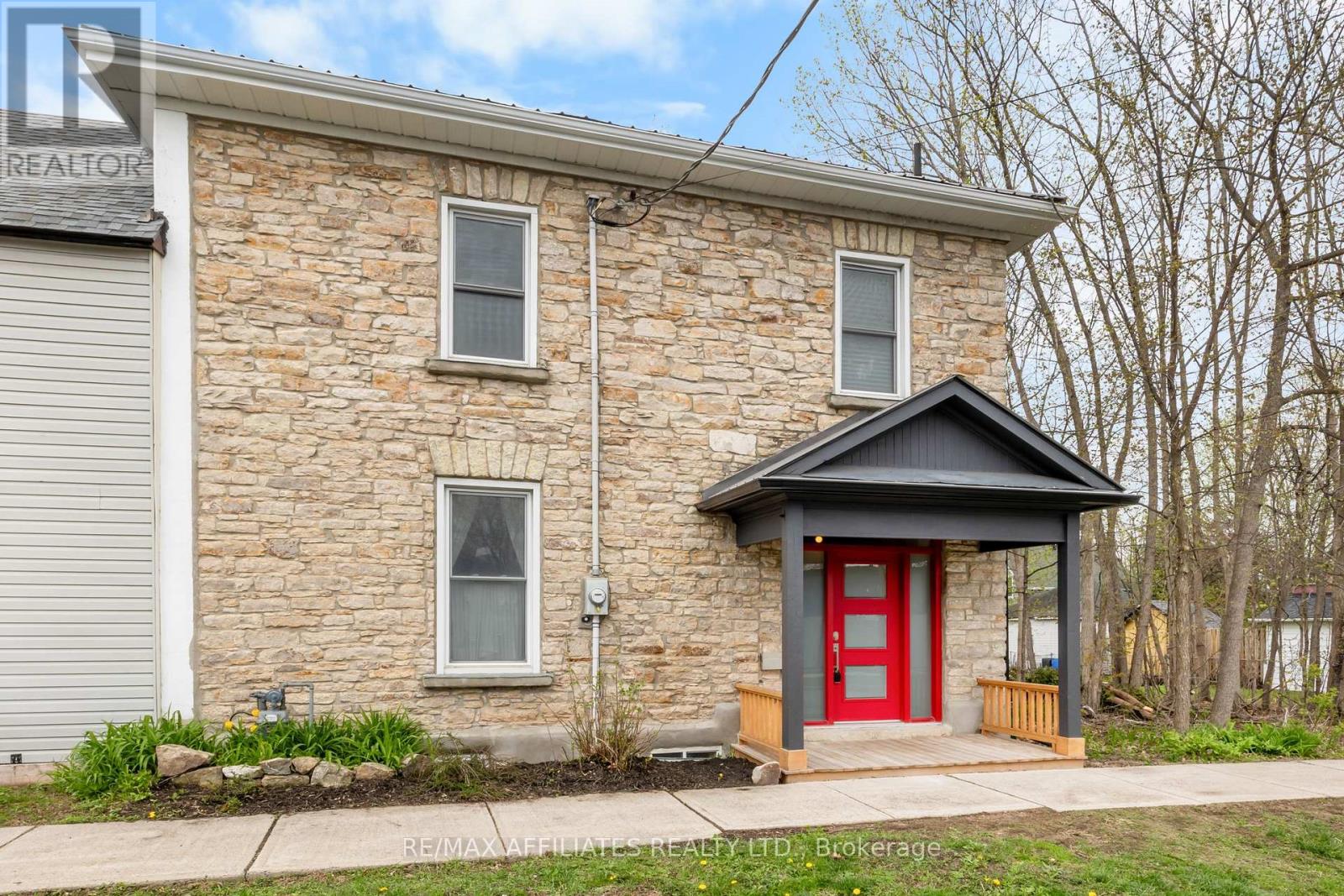 Property at 19 FOSTER STREET image 1