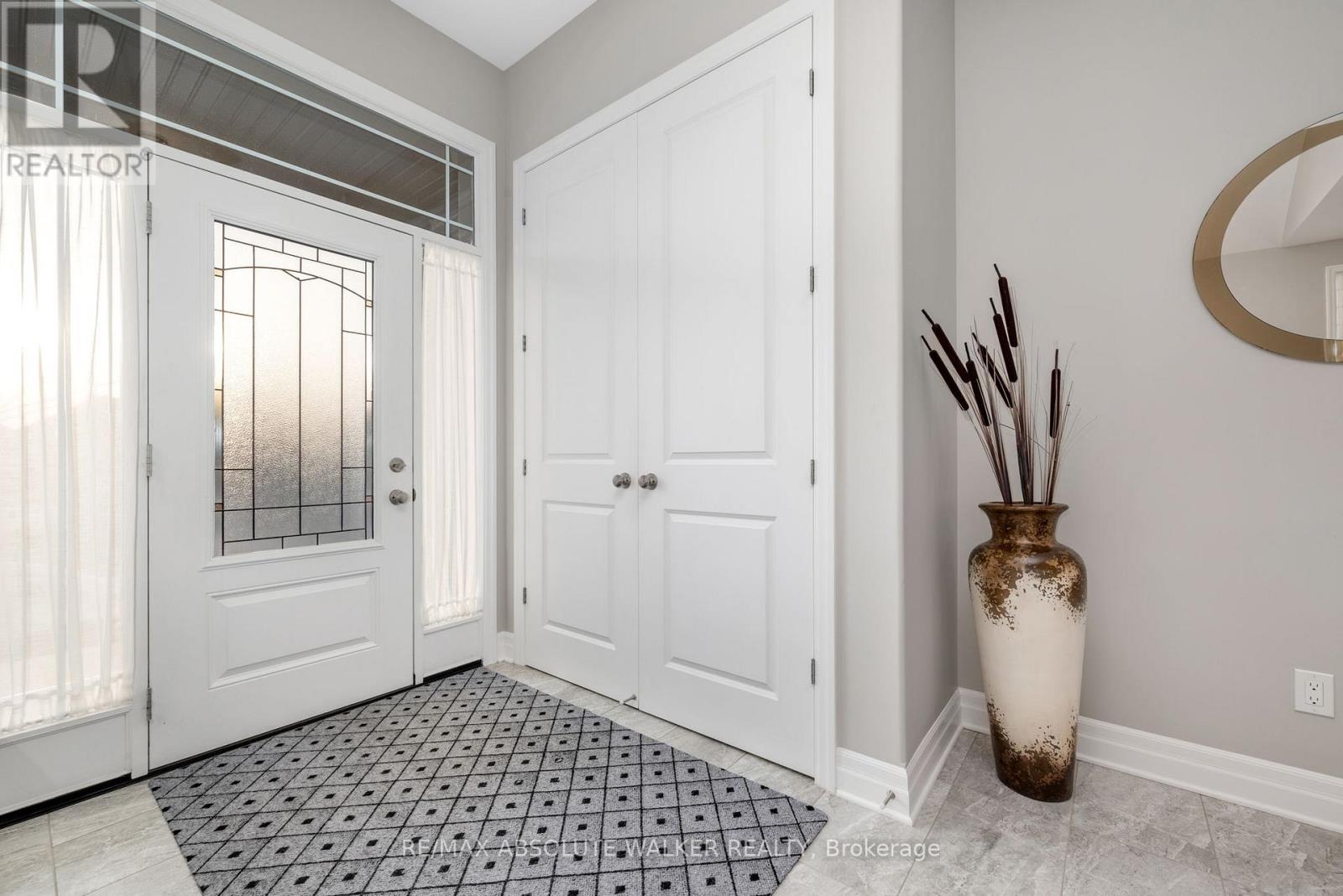 Property at 680 COBALT STREET image 3