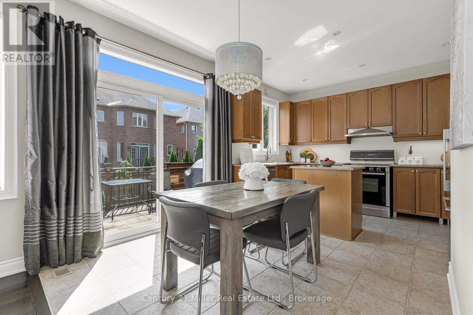 356 Nautical Boulevard, Oakville, Ontario  L6L 0C1 - Photo 10 - W12133604