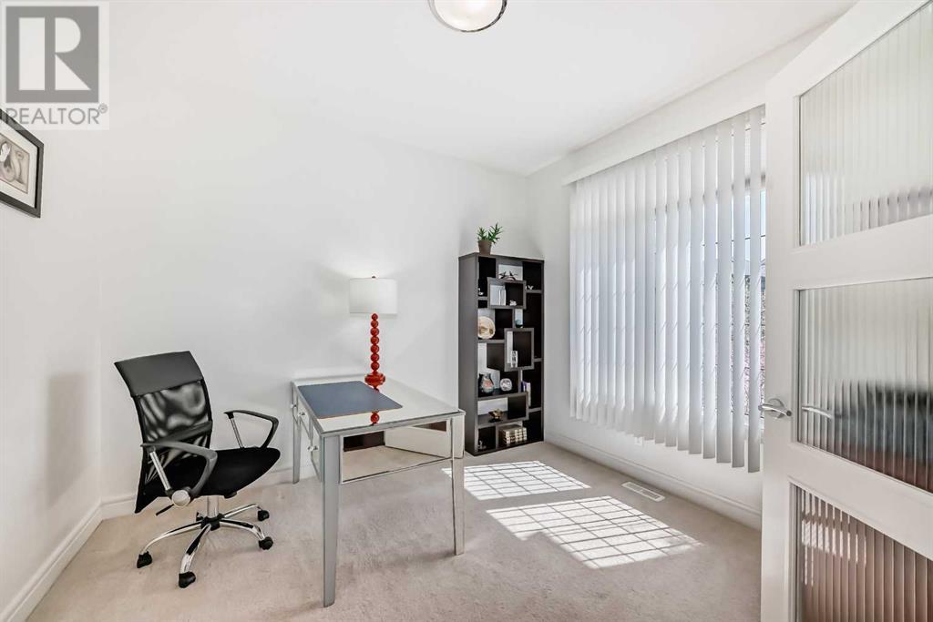 Property at 119 Cranarch Circle SE image 3