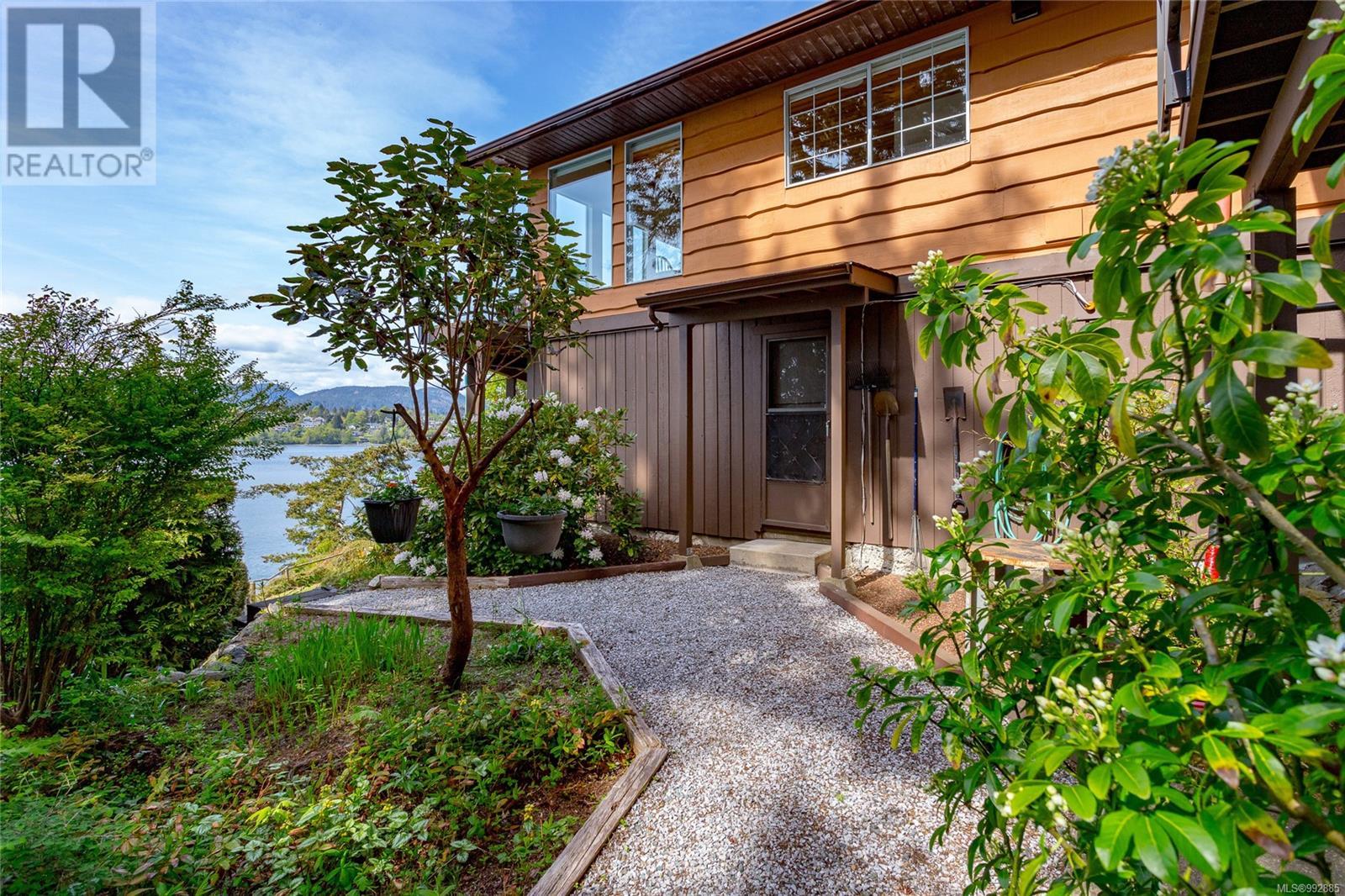 6510 Thornett Rd, Sooke, British Columbia  V9Z 1A5 - Photo 8 - 992885