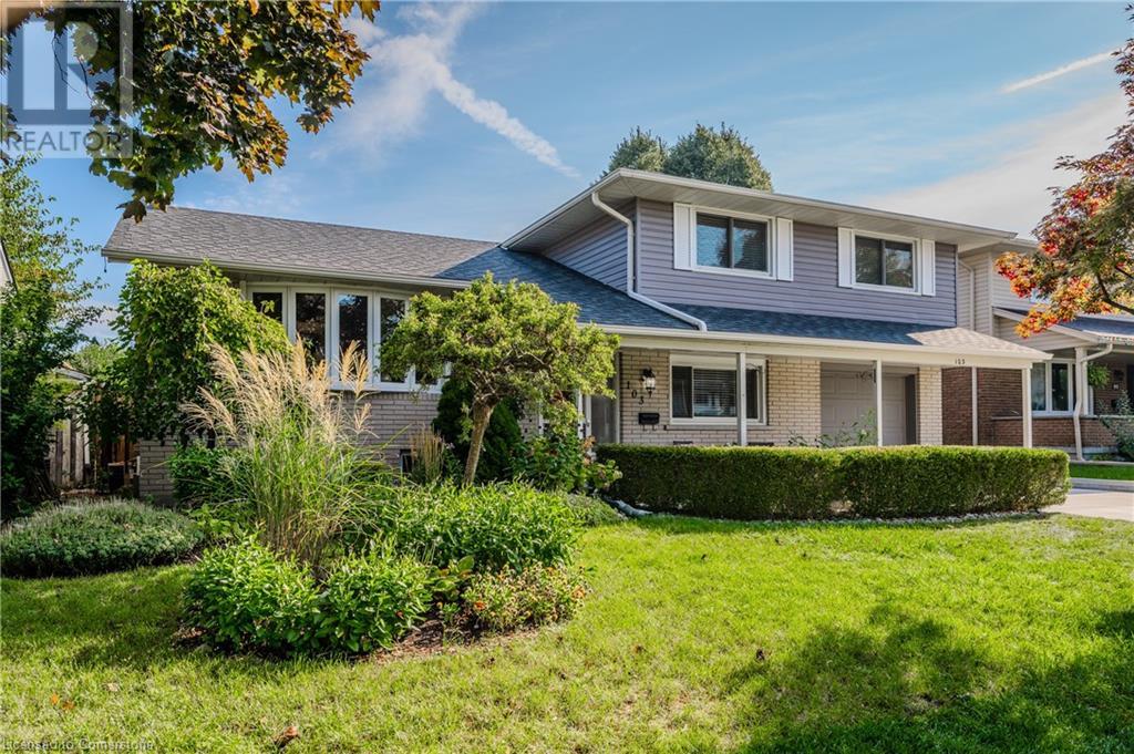Property at 103 GAY Crescent image 4