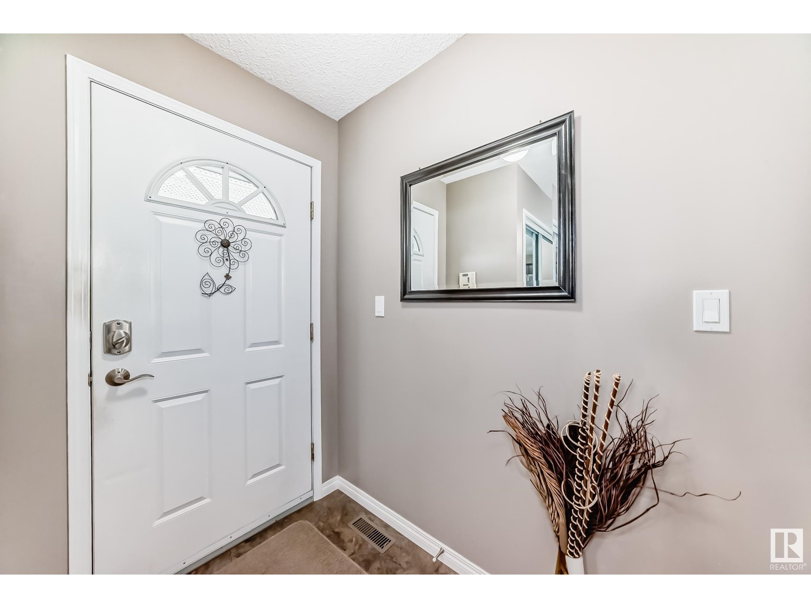 Property at 130 RAVINE VI image 3