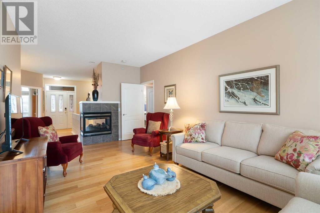 316 Shannon Estates Terrace Sw, Calgary, Alberta  T2Y 4C5 - Photo 4 - A2214061