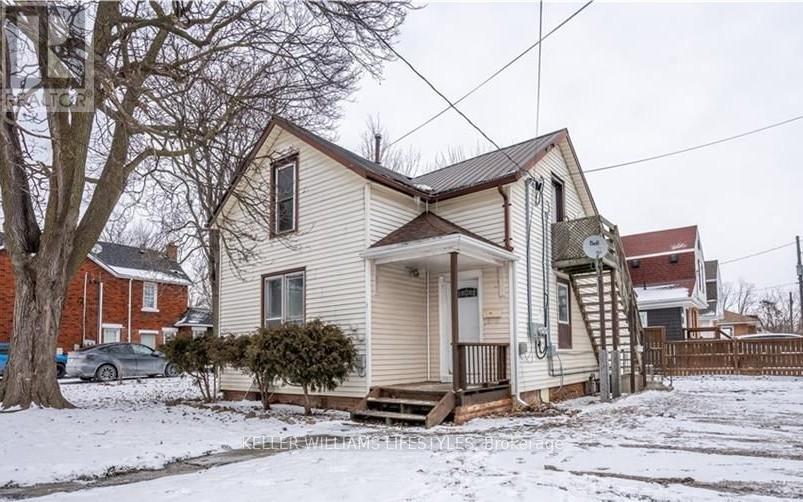 UPPER - 83 ADELAIDE STREET S, Chatham-Kent, Ontario