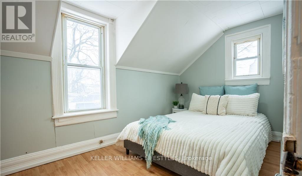 Upper - 83 Adelaide Street S, Chatham-Kent, Ontario  N7M 4R3 - Photo 10 - X12133432