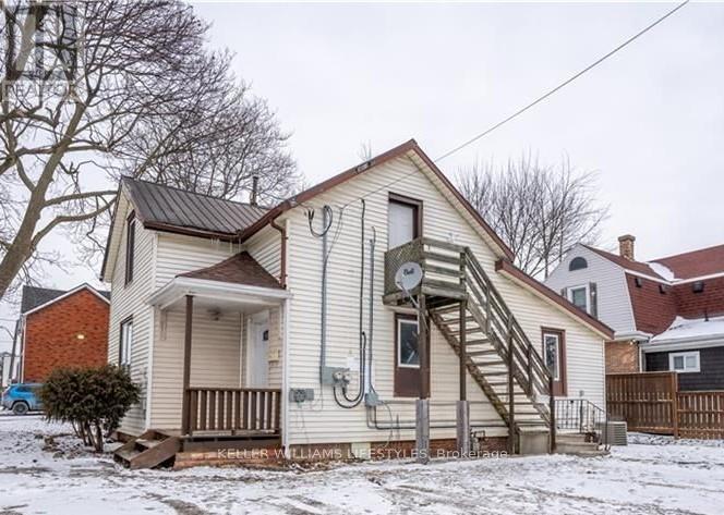 Upper - 83 Adelaide Street S, Chatham-Kent, Ontario  N7M 4R3 - Photo 3 - X12133432