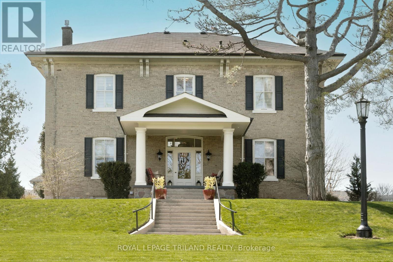 2770 SHEFFIELD PLACE, London South, Ontario