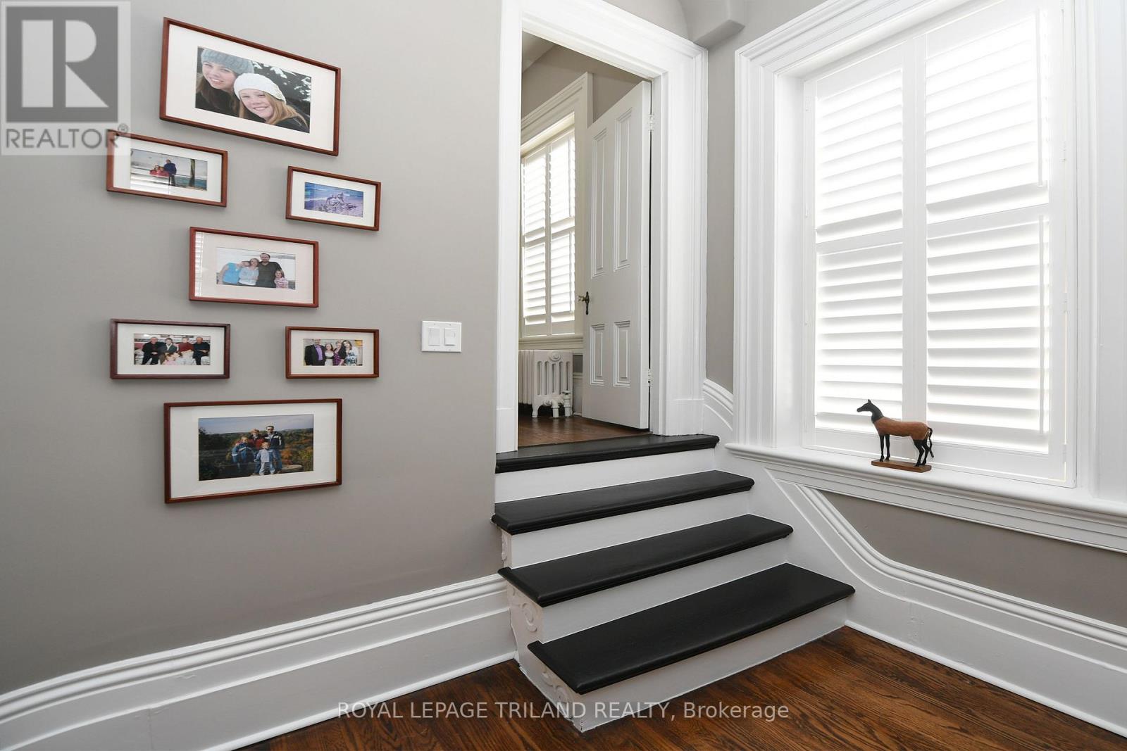 Photo 20 of 44 for 2770 Sheffield Place